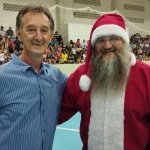 Prefeito Blásio e Papai Noel. Foto: Ascom/Prefeitura