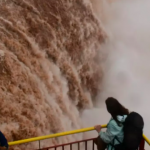 Cataratas do Iguaçu: vazão acima do normal interdita passarelas - Edi Emerson / Cataratas do Iguaçu S.A/