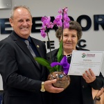 Vanirto Conrad prestou homenagem a Cleonira Pandolfo Tomazelli/ Foto: Julio Tiezerini/Câmara de Vereadores