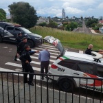 O condenado, que já estava preso enquanto aguardava o julgamento, voltou para o presídio após o encerramento do Júri. (Foto: Marcos Lewe / Rádio 103 FM)