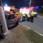 Vítima ficou presa nas ferragens do veículo - Foto: Corpo de Bombeiros