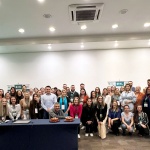 Turma celebra o êxito da capacitação juntamente com representantes do Sistema Faesc/Senar. (Foto: Divulgação Sistema Faesc/Senar)