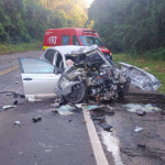 Motorista do carro morreu no acidente (Foto: Serginho Primam/Rádio Rural)