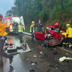 Colisão frontal na BR-282 deixa dois mortos e um ferido em SC – Foto: Divulgação/Corpo de Bombeiros/