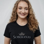 Francini Ines Kreuz, 22 anos  Natural de Curitiba, Francini reside em Maravilha há 15 anos.  Filha de Cidônia Maria Kreuz e Francisco Kreuz, Francini ressalta que o que a motivou a participar do concurso de escolha das Soberanas de Maravilha foi “sempre admirei o papel o papel das soberanas na representação da nossa cidade, uma oportunidade de viver novas experiências, conhecer mais pessoas e representar nossa comunidade com dedicação”. Nas horas de lazer Francini gosta de aproveitar momentos com amigos e familiares nas praças da cidade, cuidar da saúde com caminhadas e academia e nos domingos almoço em família.