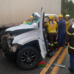 Vítimas morreram no local (Foto: Corpo de Bombeiros)