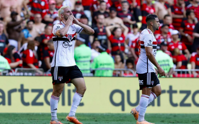 São Paulo vence o Flamengo e joga pelo empate na volta para ser campeão da  Copa do Brasil - Esportes - R7 Futebol