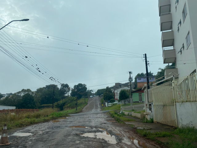Prefeitura de Maravilha apresenta informações sobre obra de pavimentação após pedido de ouvinte da Líder FM