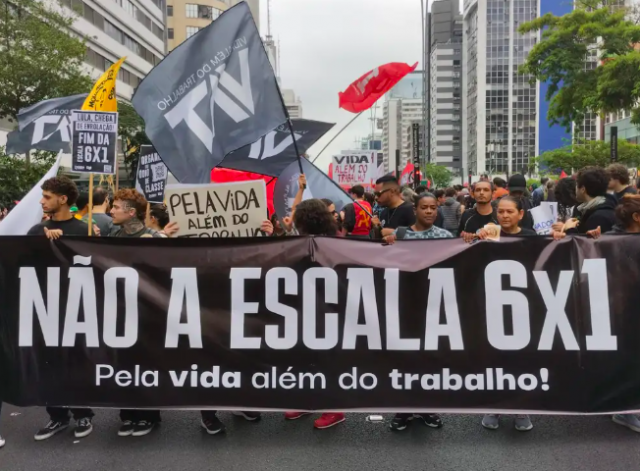Comissão adia parecer sobre redução da jornada de trabalho e fim da escala 6×1